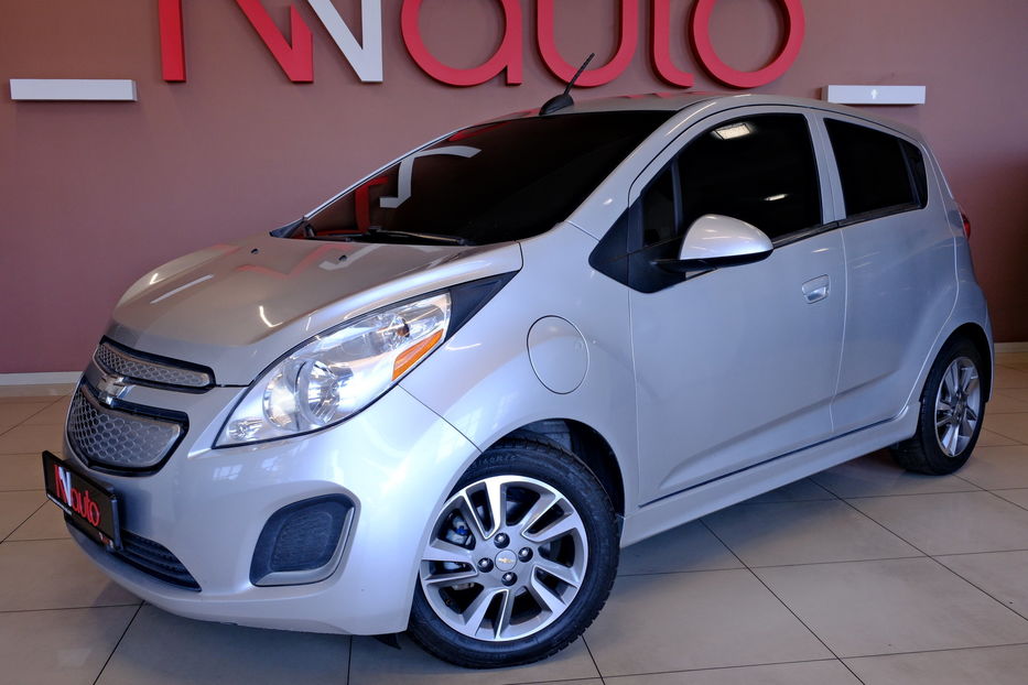 Продам Chevrolet Spark EV 2015 года в Одессе