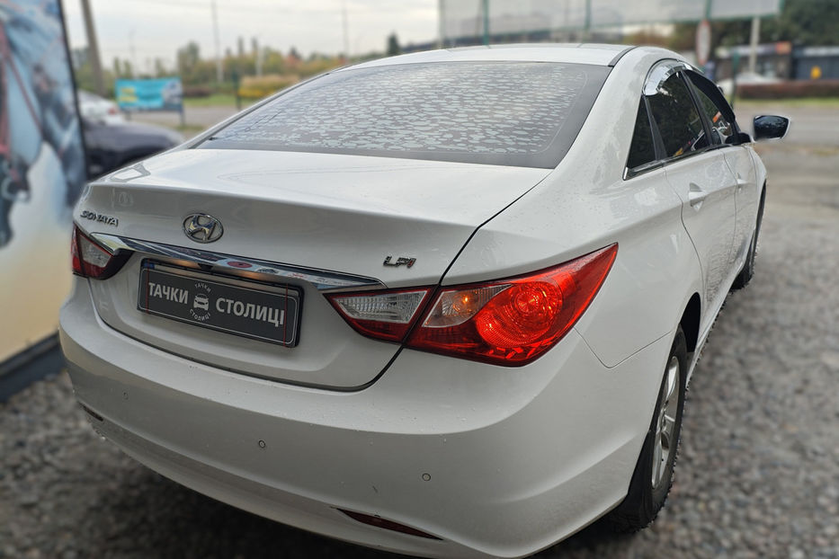 Продам Hyundai Sonata LPI  2016 года в Киеве
