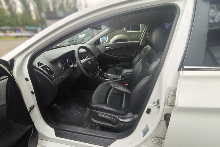 Продам Hyundai Sonata LPI  2016 года в Киеве