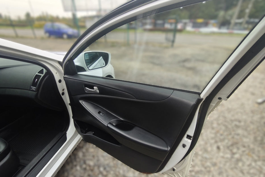 Продам Hyundai Sonata LPI  2016 года в Киеве