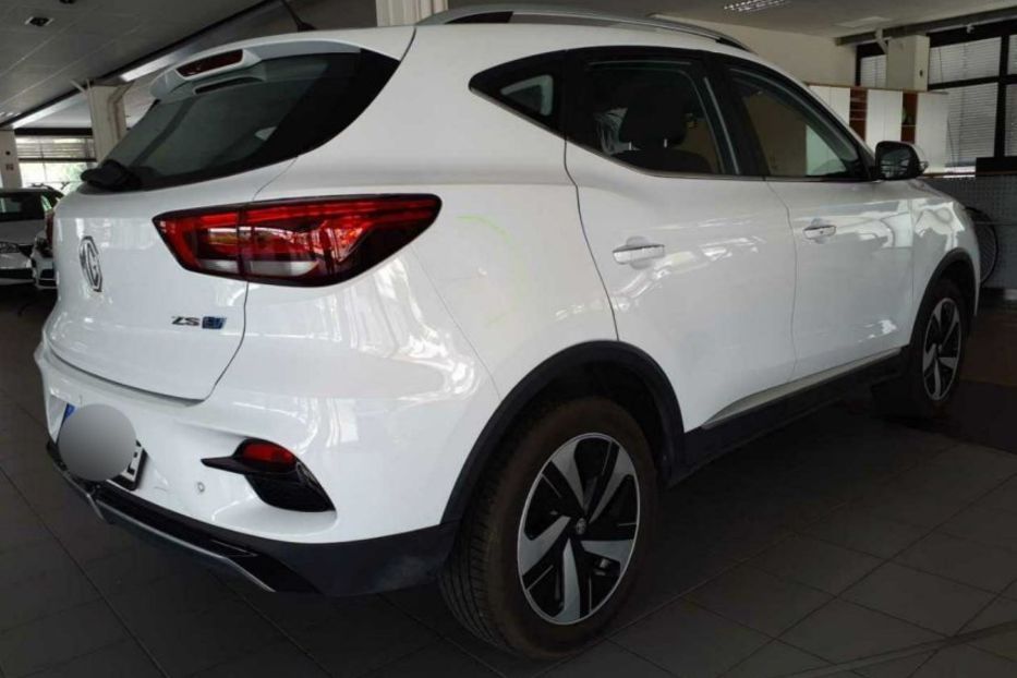 Продам MG ZT MG 3 ZS EV 52 kWh 130кВт Камер 2022 года в Львове