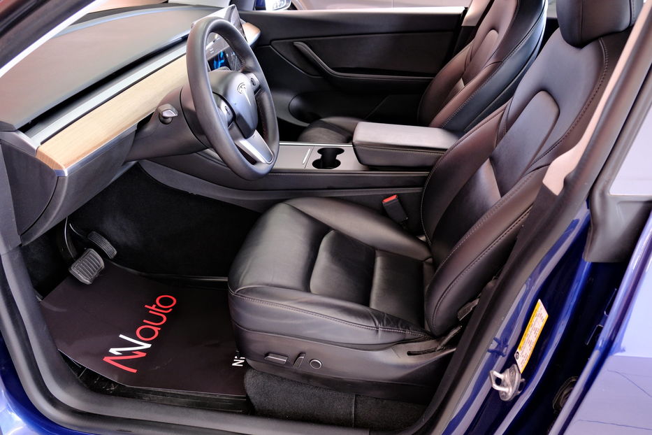 Продам Tesla Model Y Dual Motor Long Range 2021 года в Одессе
