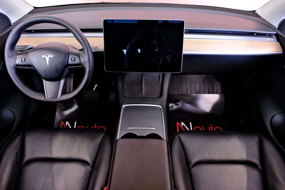 Продам Tesla Model Y Dual Motor Long Range 2021 года в Одессе