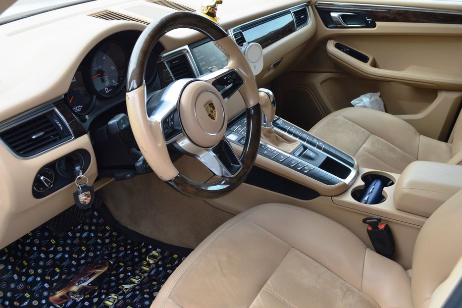Продам Porsche Macan 2015 года в Одессе