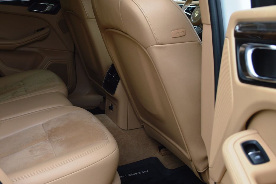 Продам Porsche Macan 2015 года в Одессе