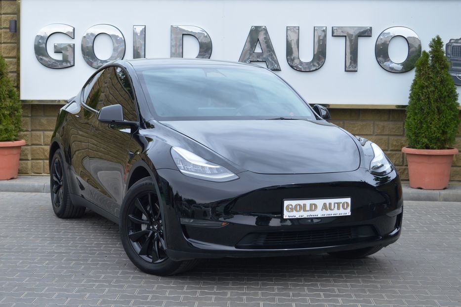 Продам Tesla Model Y 2022 года в Одессе