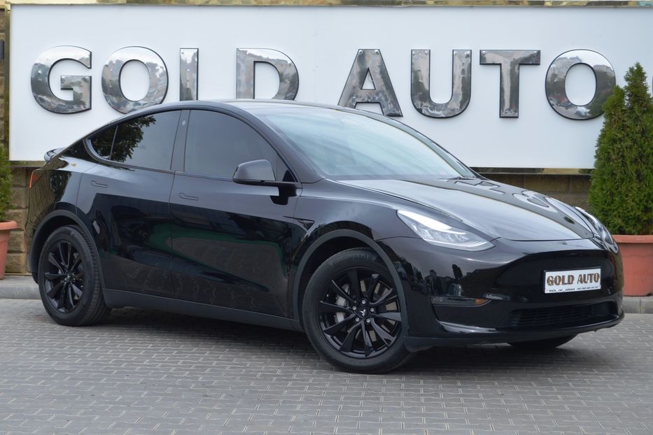 Продам Tesla Model Y 2022 года в Одессе