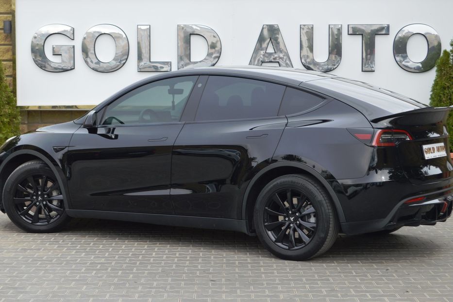Продам Tesla Model Y 2022 года в Одессе