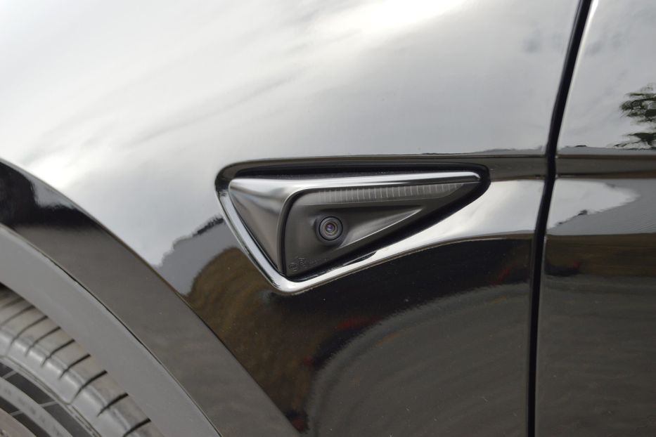 Продам Tesla Model Y 2022 года в Одессе