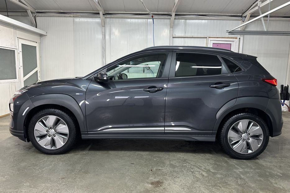 Продам Hyundai Kona СліпізониЛюк 2020 года в Львове