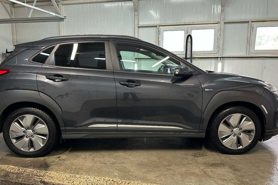 Продам Hyundai Kona СліпізониЛюк 2020 года в Львове