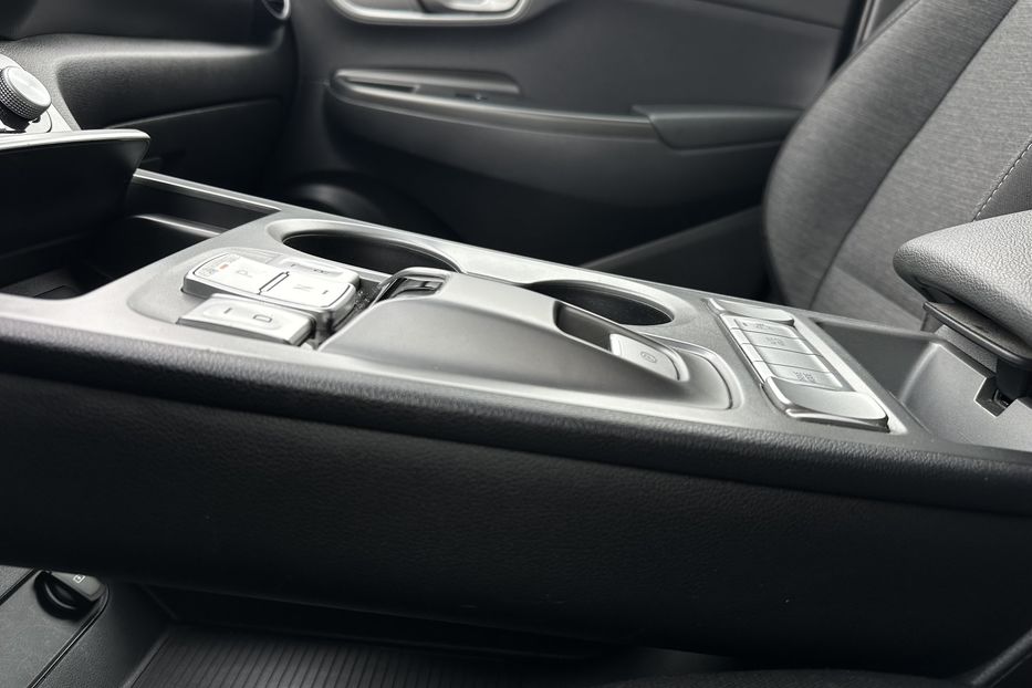 Продам Hyundai Kona СліпізониЛюк 2020 года в Львове