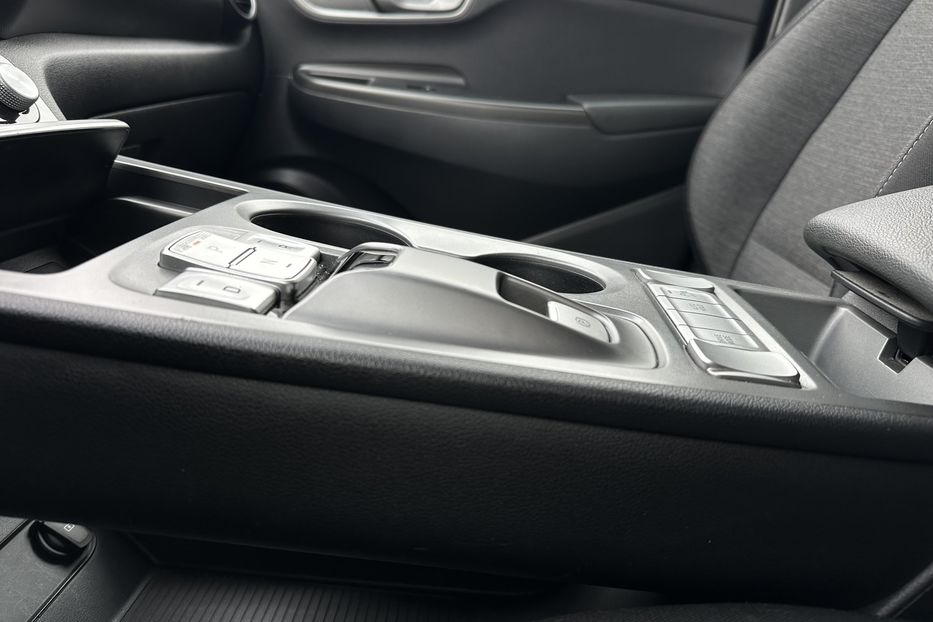 Продам Hyundai Kona СліпізониЛюк 2020 года в Львове
