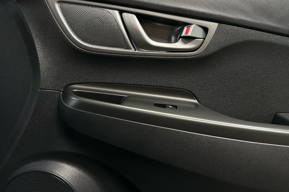 Продам Hyundai Kona СліпізониЛюк 2020 года в Львове