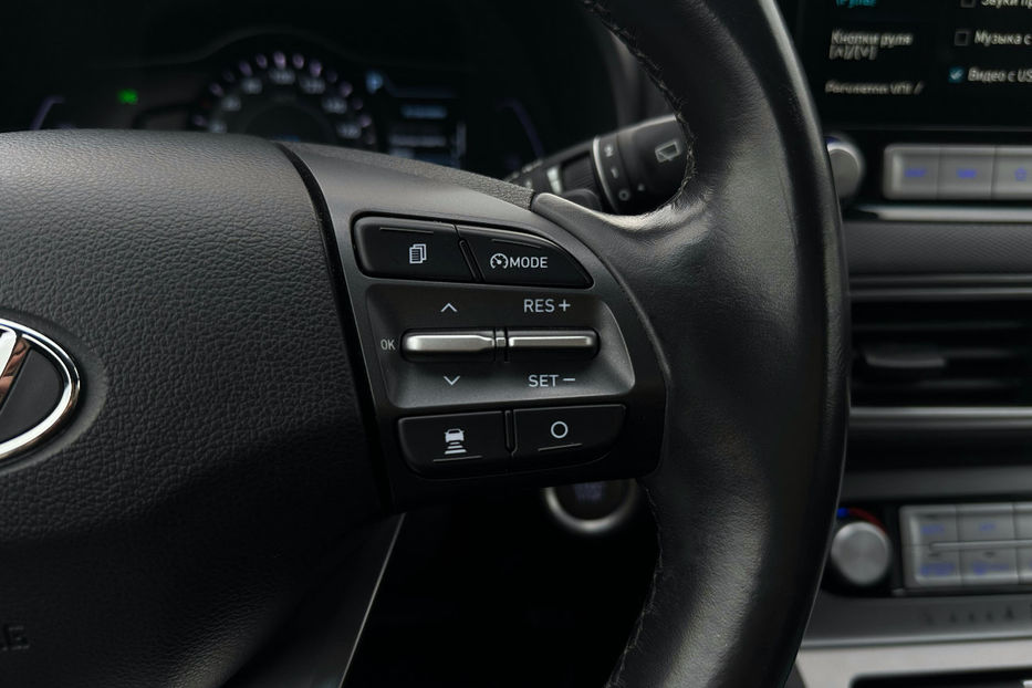 Продам Hyundai Kona СліпізониЛюк 2020 года в Львове