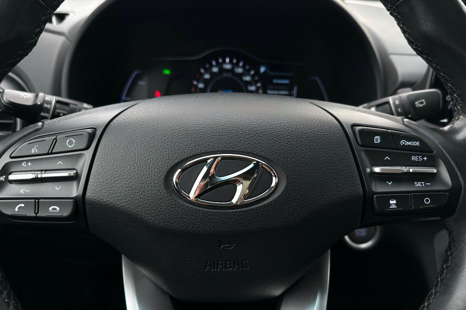 Продам Hyundai Kona СліпізониЛюк 2020 года в Львове