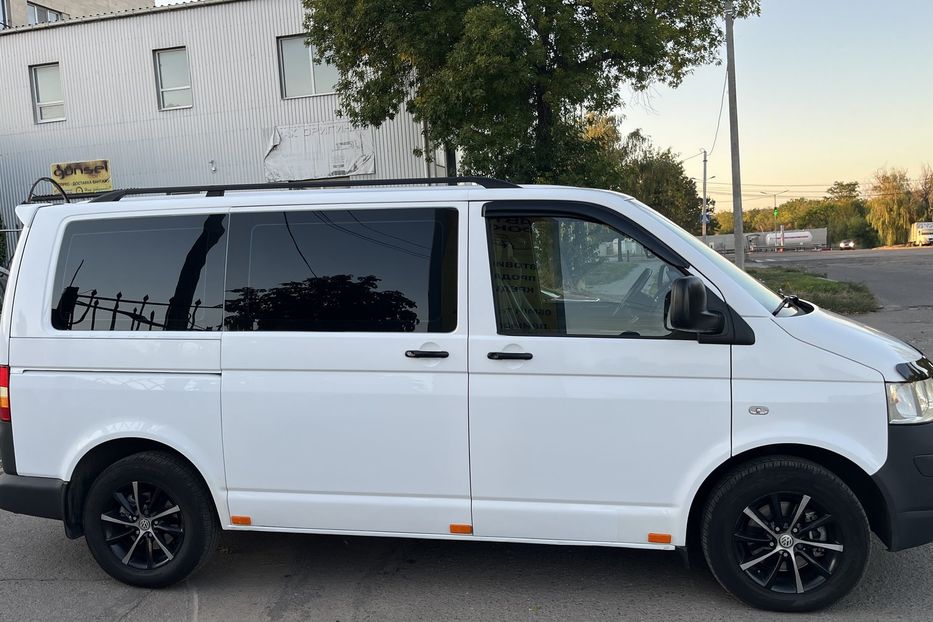 Продам Volkswagen T5 (Transporter) пасс. 1,9 TDI 2008 года в Николаеве