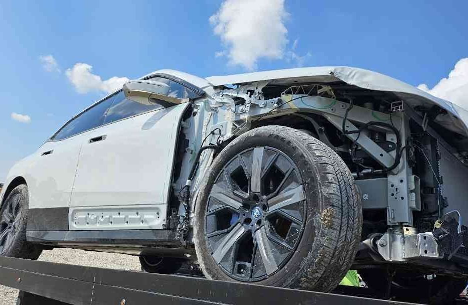 Продам BMW iX Продається в дорозі 2025 года в Черновцах