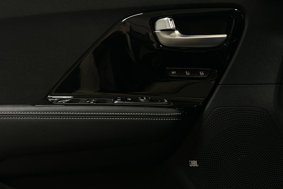 Продам Kia Niro 64 кВт Макс. комплектаціяЛюк 2022 года в Львове
