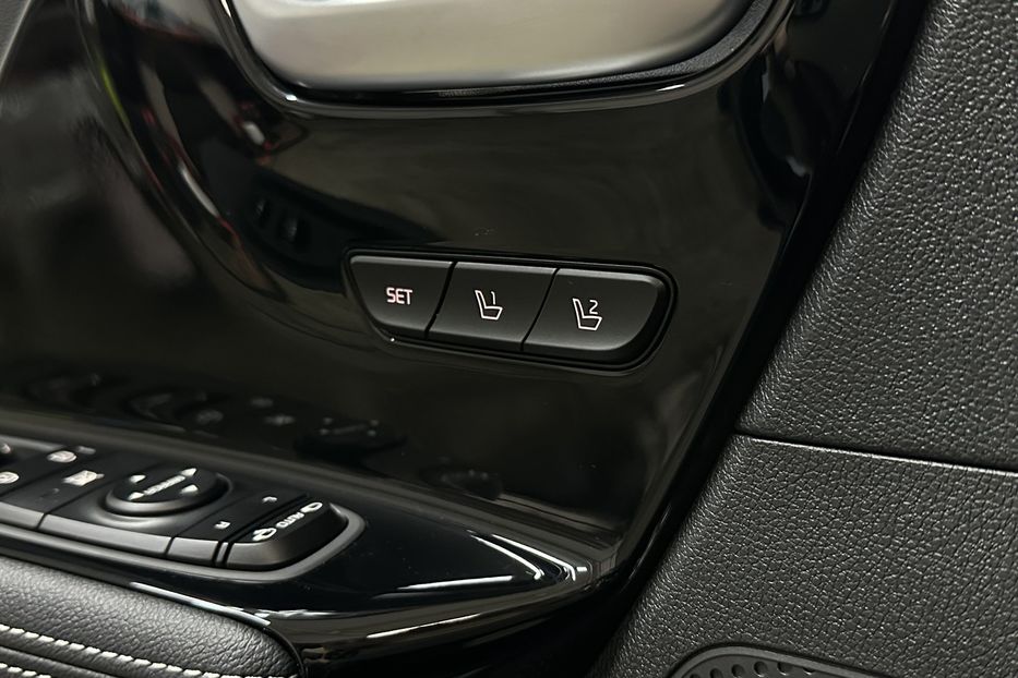 Продам Kia Niro 64 кВт Макс. комплектаціяЛюк 2022 года в Львове