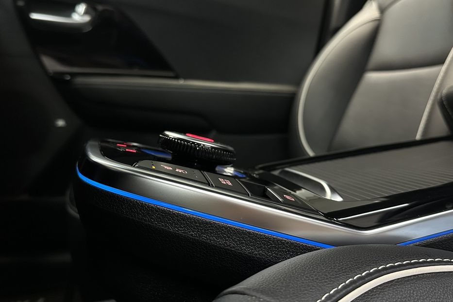 Продам Kia Niro 64 кВт Макс. комплектаціяЛюк 2022 года в Львове