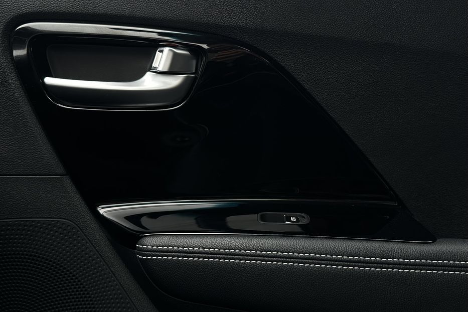Продам Kia Niro 64 кВт Макс. комплектаціяЛюк 2022 года в Львове