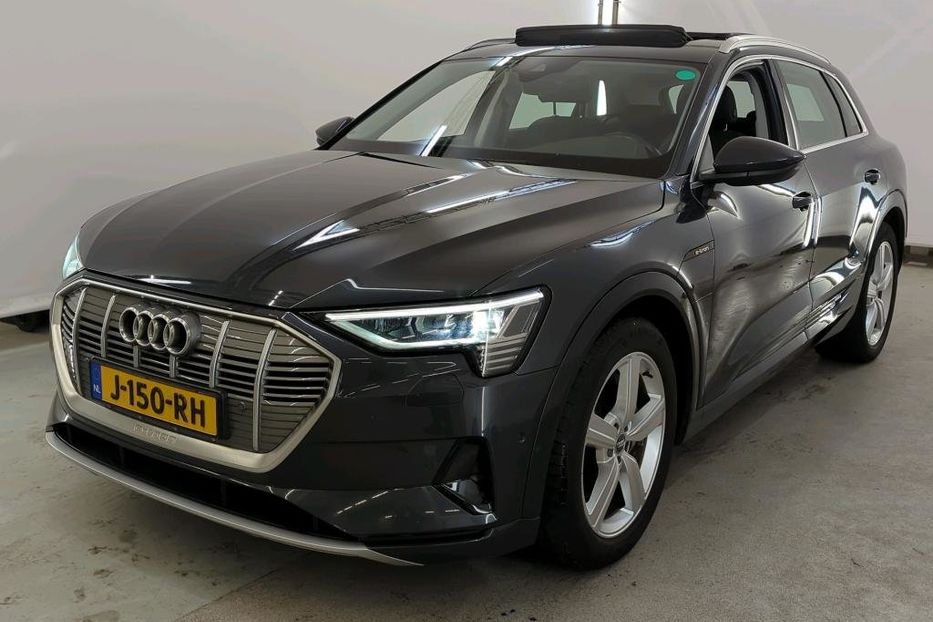 Продам Audi E-Tron v9230 2020 года в Луцке