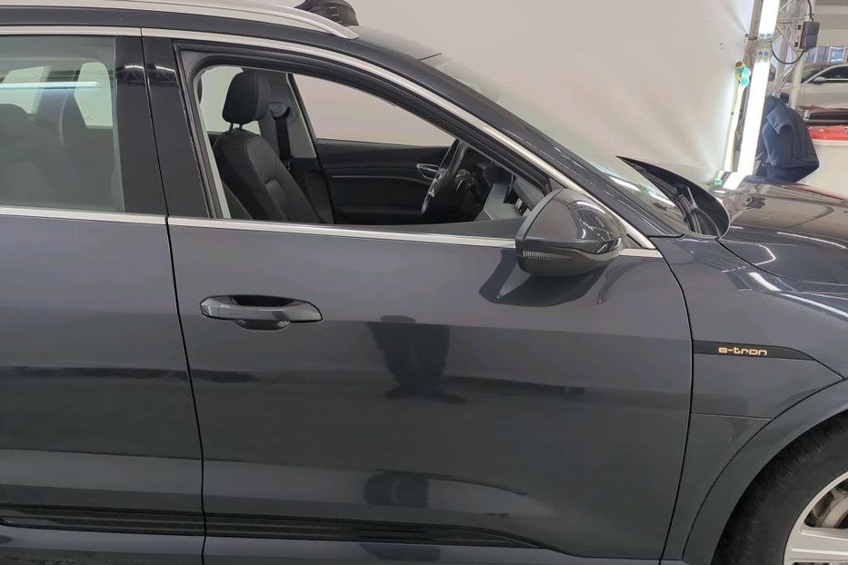Продам Audi E-Tron v9230 2020 года в Луцке
