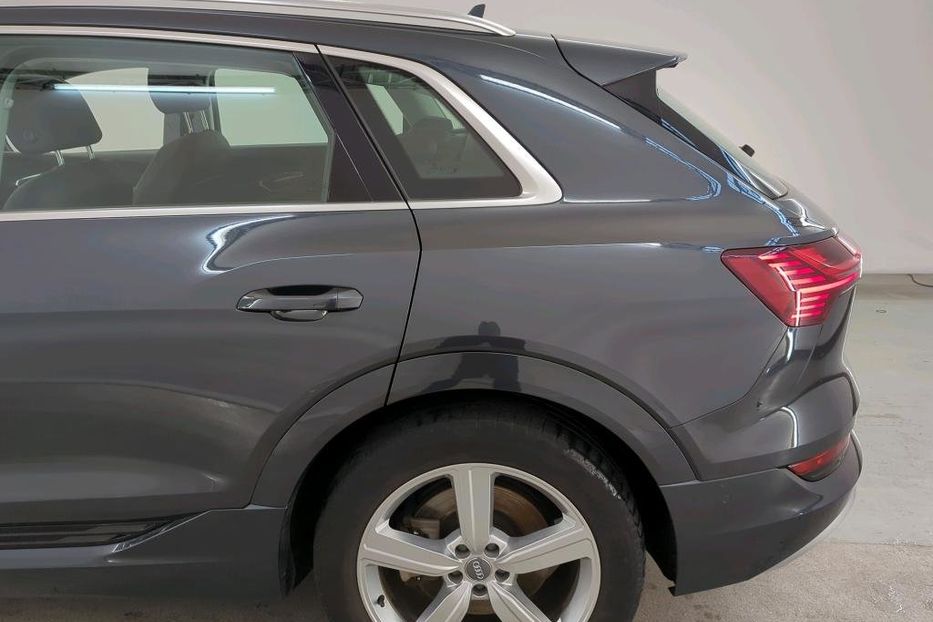 Продам Audi E-Tron v9230 2020 года в Луцке