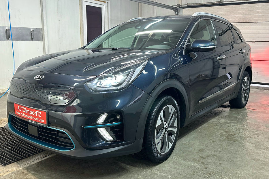 Продам Kia Niro Niro 64 кВт Макс. комплектація 2020 года в Львове