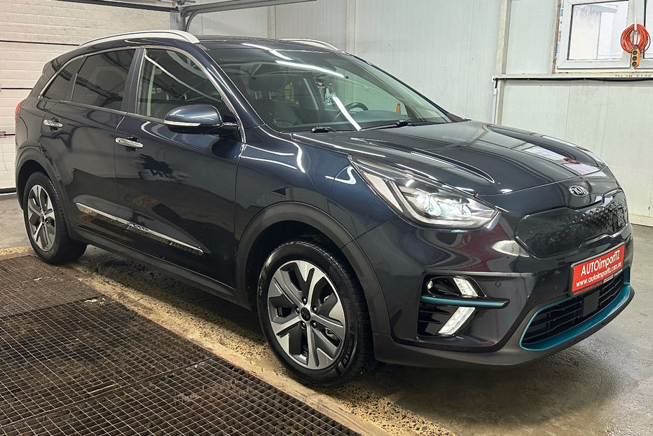 Продам Kia Niro Niro 64 кВт Макс. комплектація 2020 года в Львове