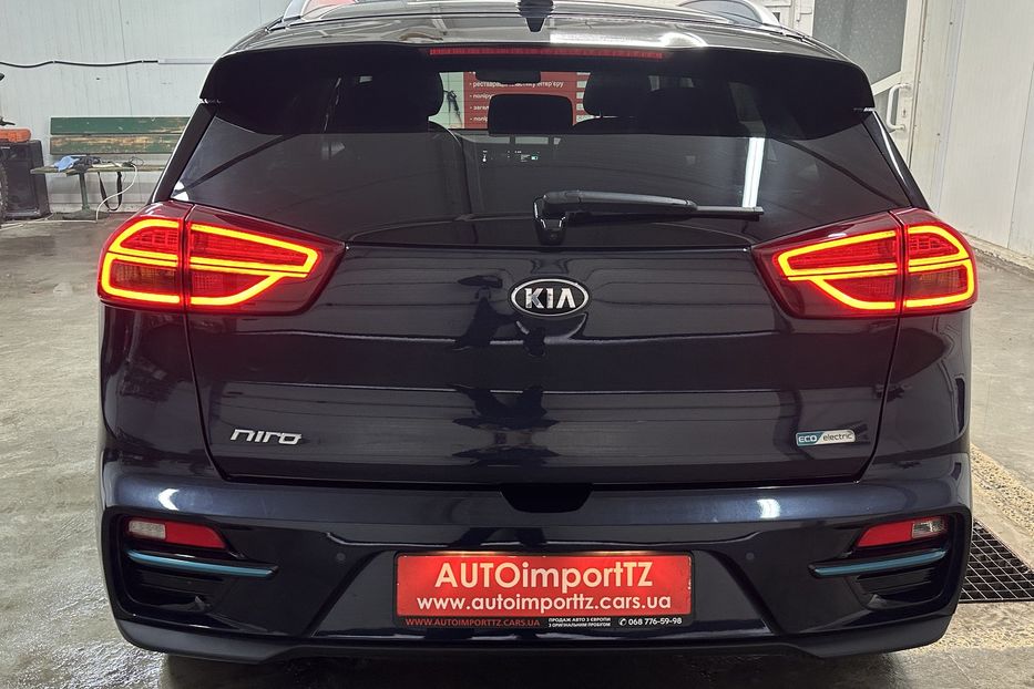 Продам Kia Niro Niro 64 кВт Макс. комплектація 2020 года в Львове