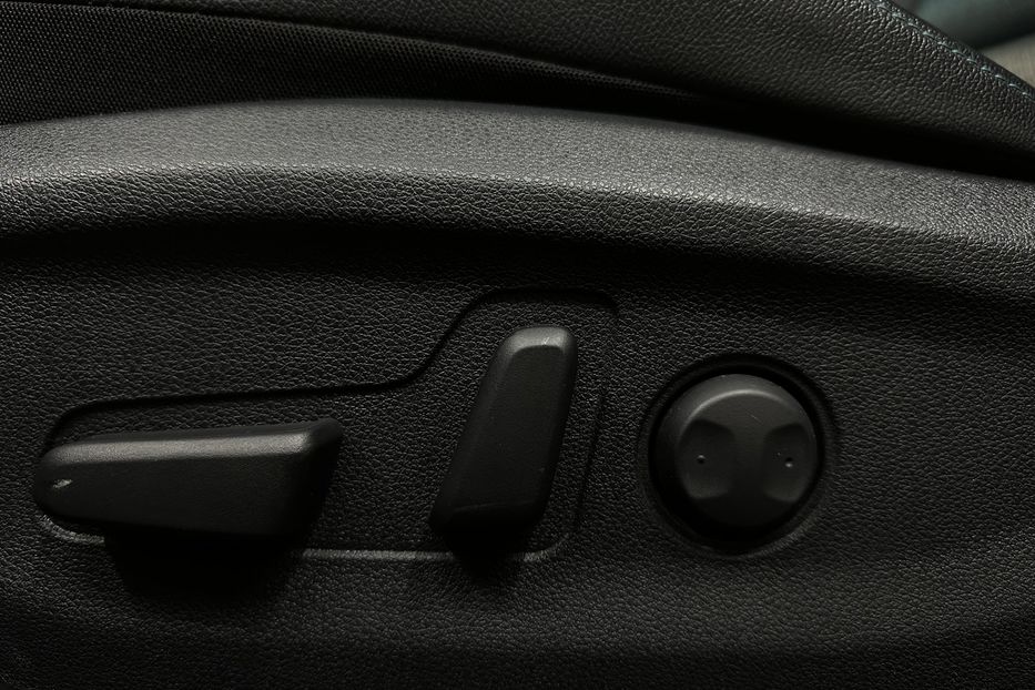 Продам Kia Niro Niro 64 кВт Макс. комплектація 2020 года в Львове