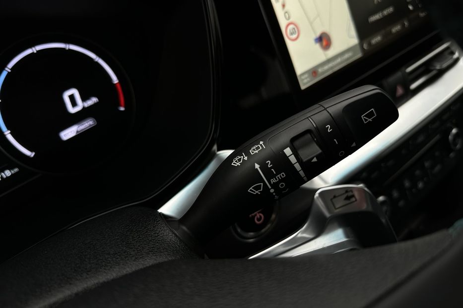 Продам Kia Niro Niro 64 кВт Макс. комплектація 2020 года в Львове