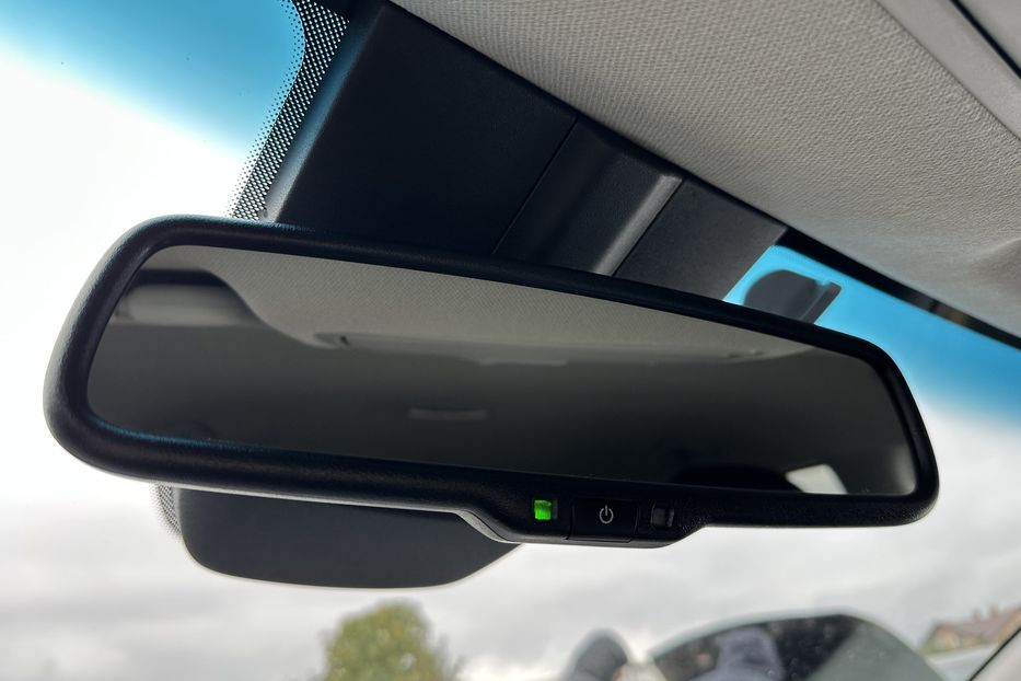 Продам Kia Niro Niro 64 кВт Макс. комплектація 2020 года в Львове