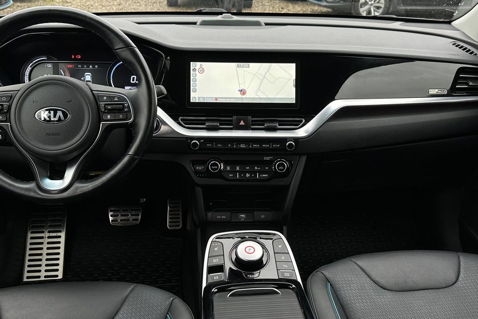 Продам Kia Niro Niro 64 кВт Макс. комплектація 2020 года в Львове