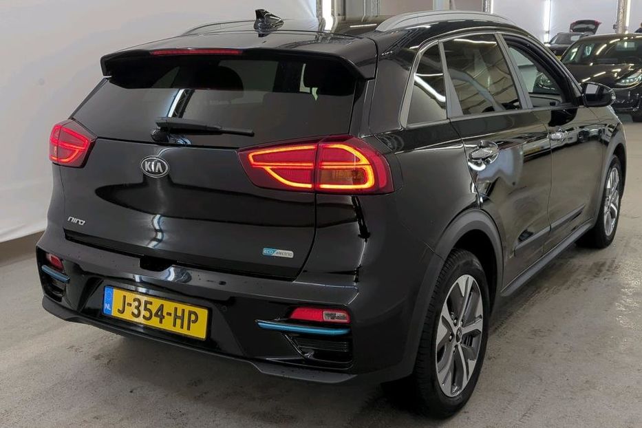 Продам Kia Niro 64квт авто в дорозі 2020 года в Львове