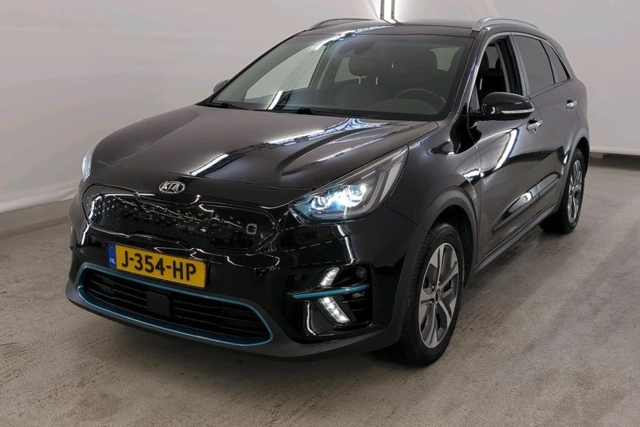 Продам Kia Niro 64квт авто в дорозі 2020 года в Львове