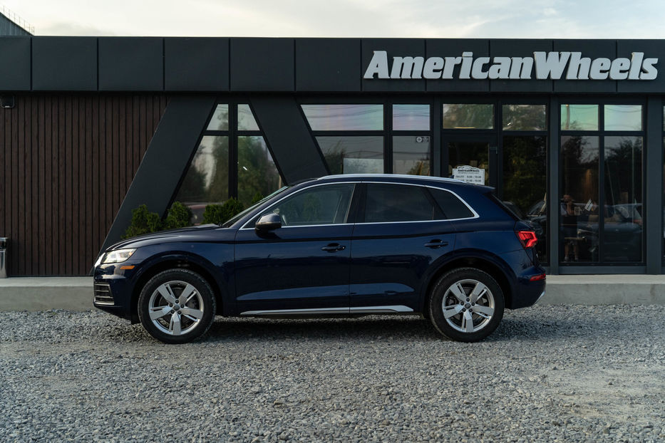 Продам Audi Q5 Premium Plus 2018 года в Черновцах