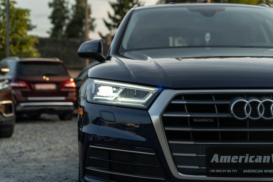 Продам Audi Q5 Premium Plus 2018 года в Черновцах