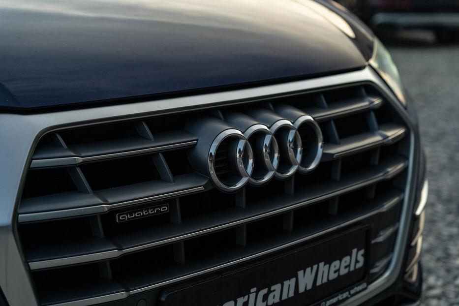 Продам Audi Q5 Premium Plus 2018 года в Черновцах