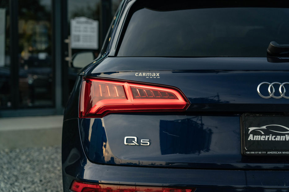 Продам Audi Q5 Premium Plus 2018 года в Черновцах