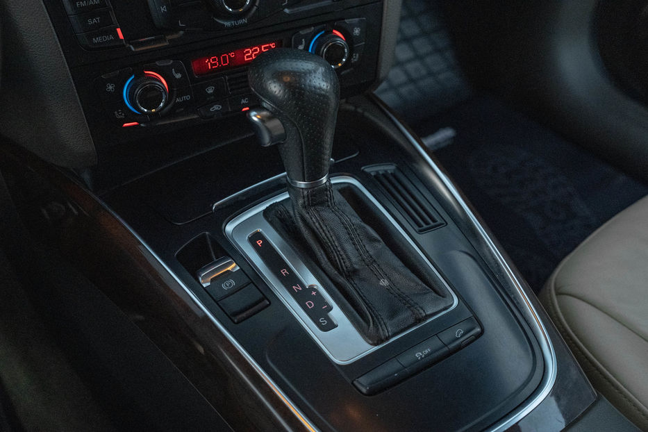 Продам Audi Q5 Premium Plus 2011 года в Черновцах