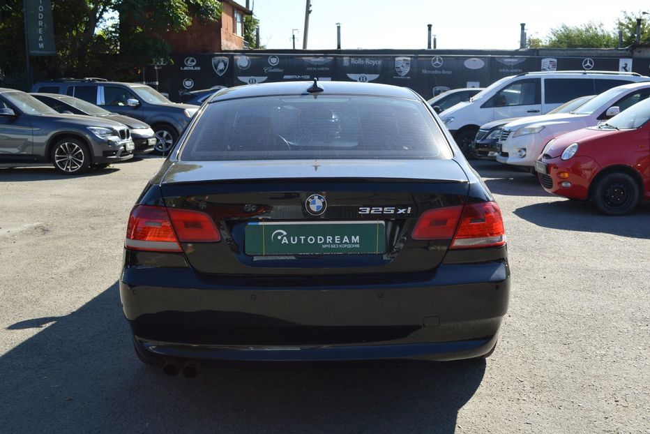 Продам BMW 325 Xi  2008 года в Одессе