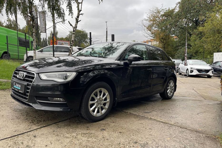 Продам Audi A3 2015 года в Черновцах