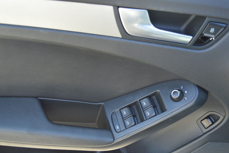 Продам Audi A4 Quattro 2011 года в Одессе