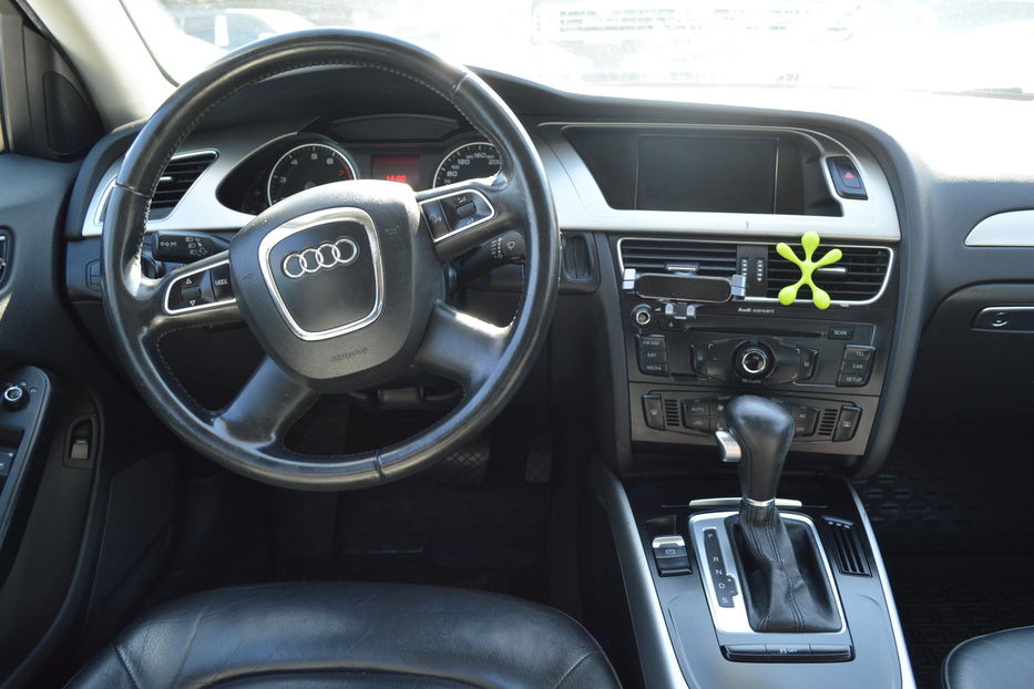 Продам Audi A4 Quattro 2011 года в Одессе