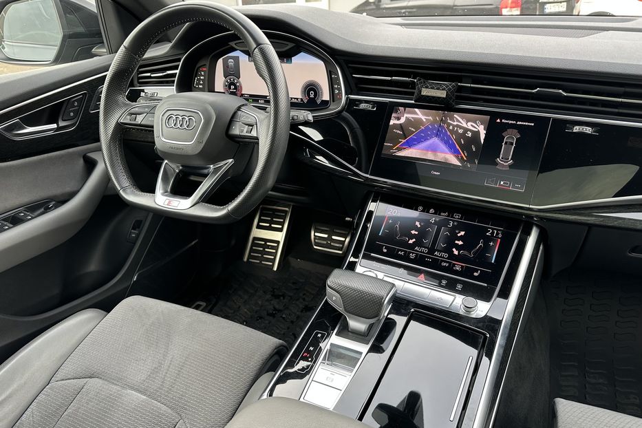 Продам Audi Q8 S-Line Quattro 2018 года в Киеве