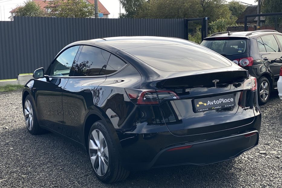 Продам Tesla Model Y 2022 года в Луцке