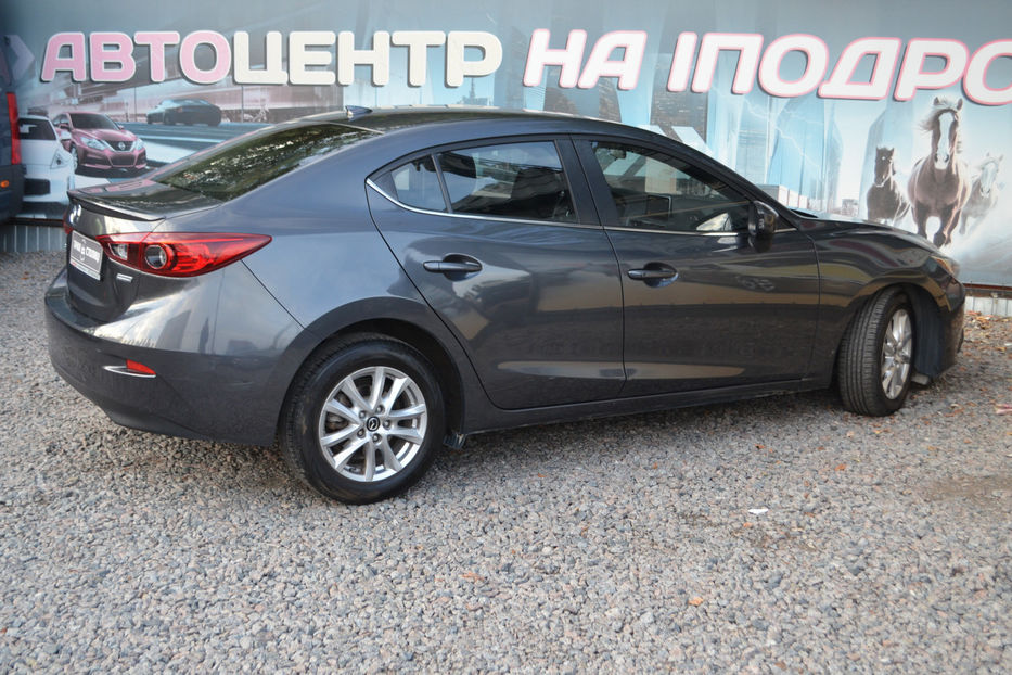Продам Mazda 3 2015 года в Киеве